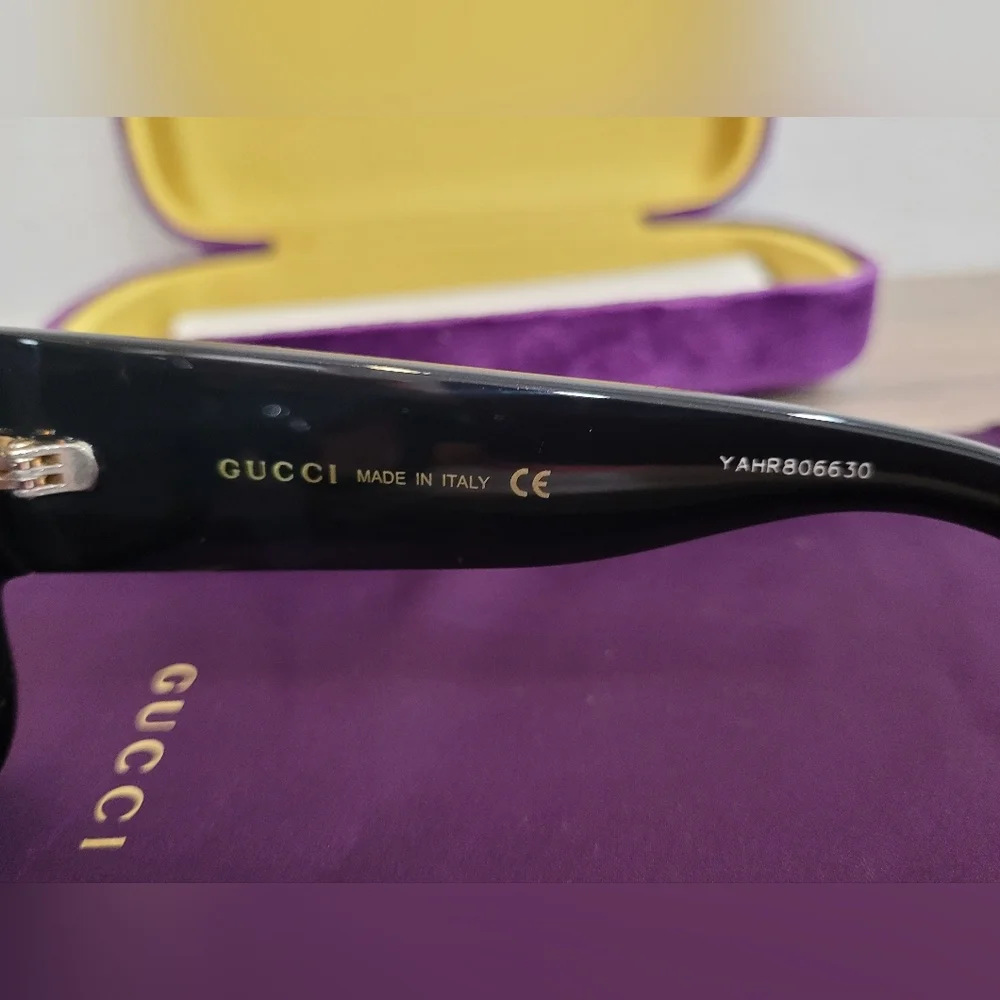 Gucci  Sunglasses, Brand New, Overside - Picture 8 of 10